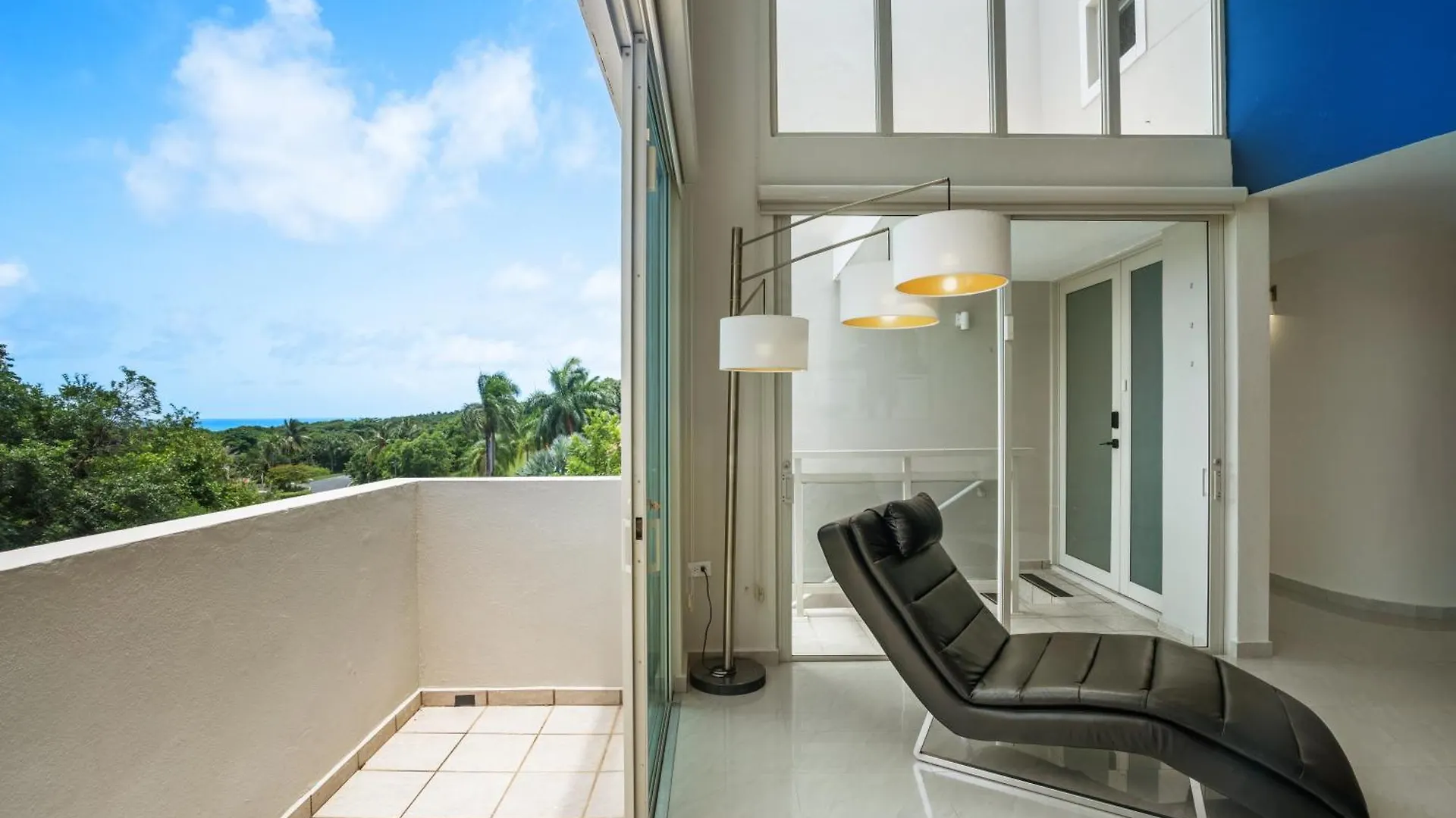 Villa At Palmas With Jacuzzi, Rooftop, Generator 24-7 Humacao 0*,  Puerto Rico
