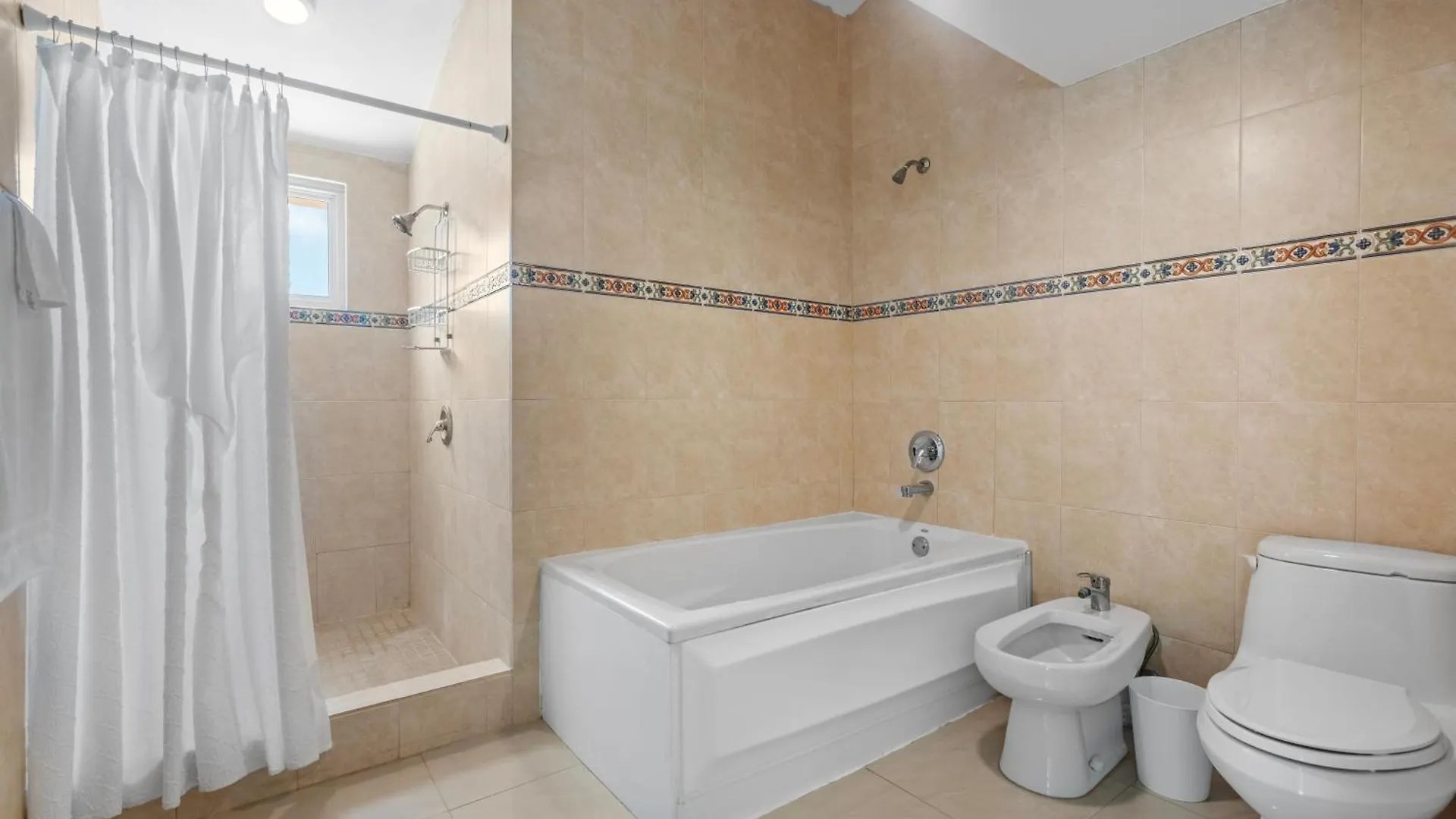 Villa At Palmas With Jacuzzi, Rooftop, Generator 24-7 Humacao 0*,
