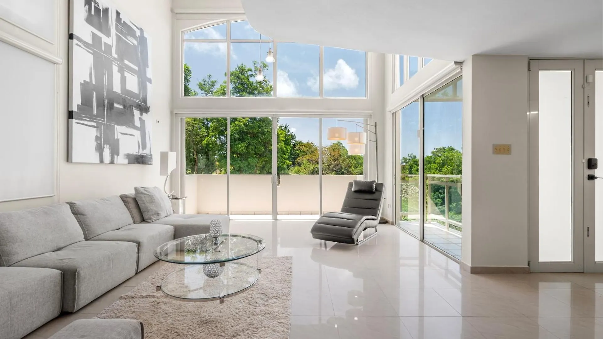 Villa At Palmas With Jacuzzi, Rooftop, Generator 24-7 Humacao 0*,  Puerto Rico